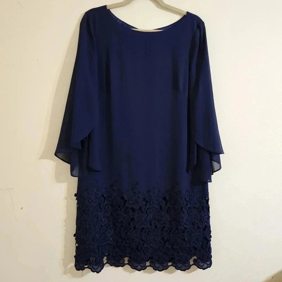 Tahari ASL Embroidered Shift Dress - Picture 1 of 6